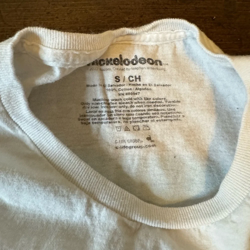Small adult tees - Picture 3 of 4